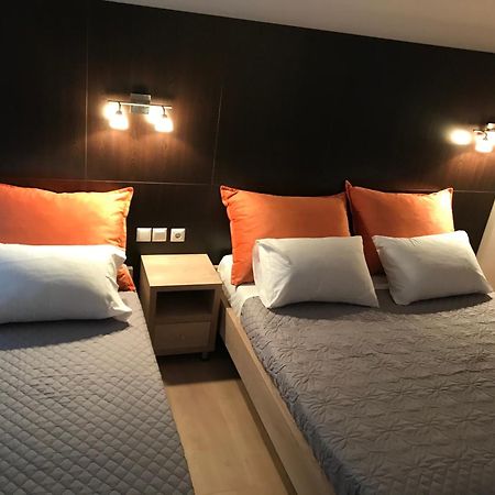 George Hotel Rooms&Suites Himare Exterior photo