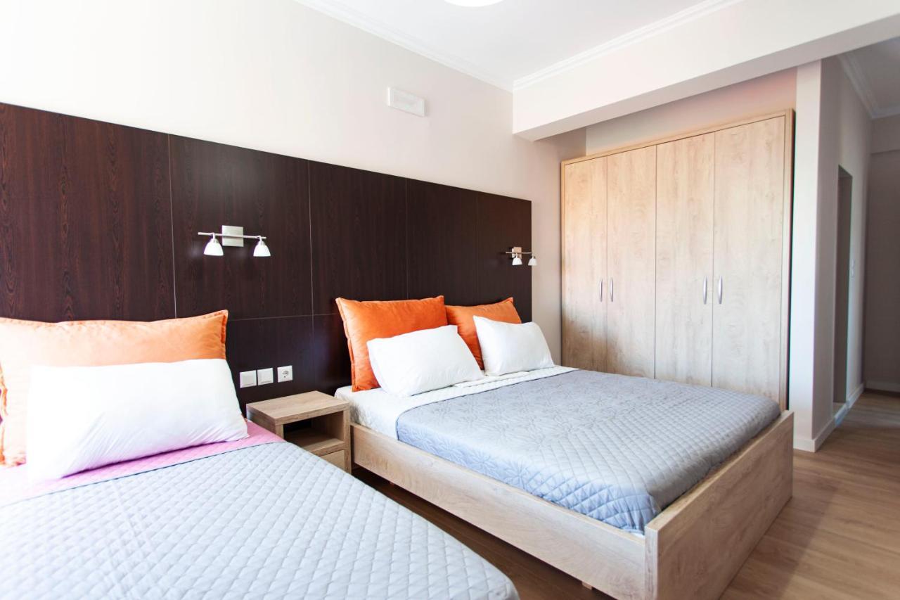 George Hotel Rooms&Suites Himare Exterior photo