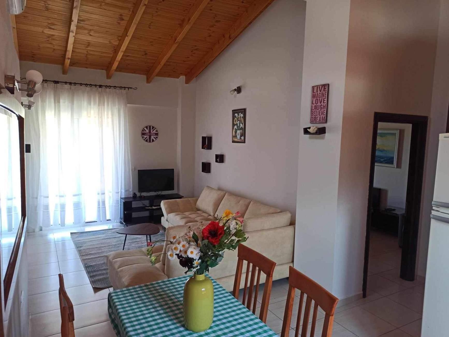 George Hotel Rooms&Suites Himare Exterior photo