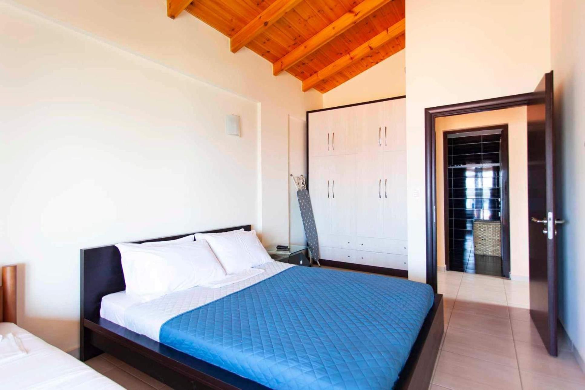 George Hotel Rooms&Suites Himare Exterior photo