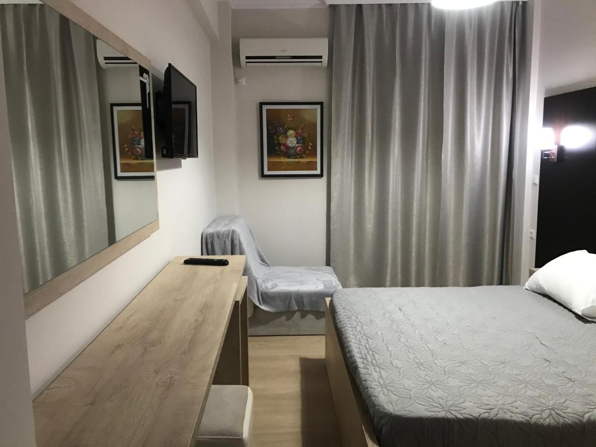 George Hotel Rooms&Suites Himare Exterior photo